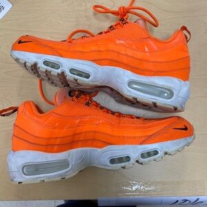 Nike Air Max 95 Premium Overbranded 2018 Mens Orange Sneaker Sz 8.5